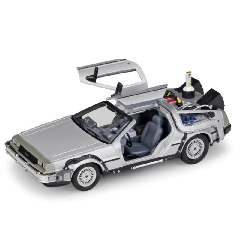 Réplique 1/24 DeLorean - Retour vers le Futur (4 versions disponibles)