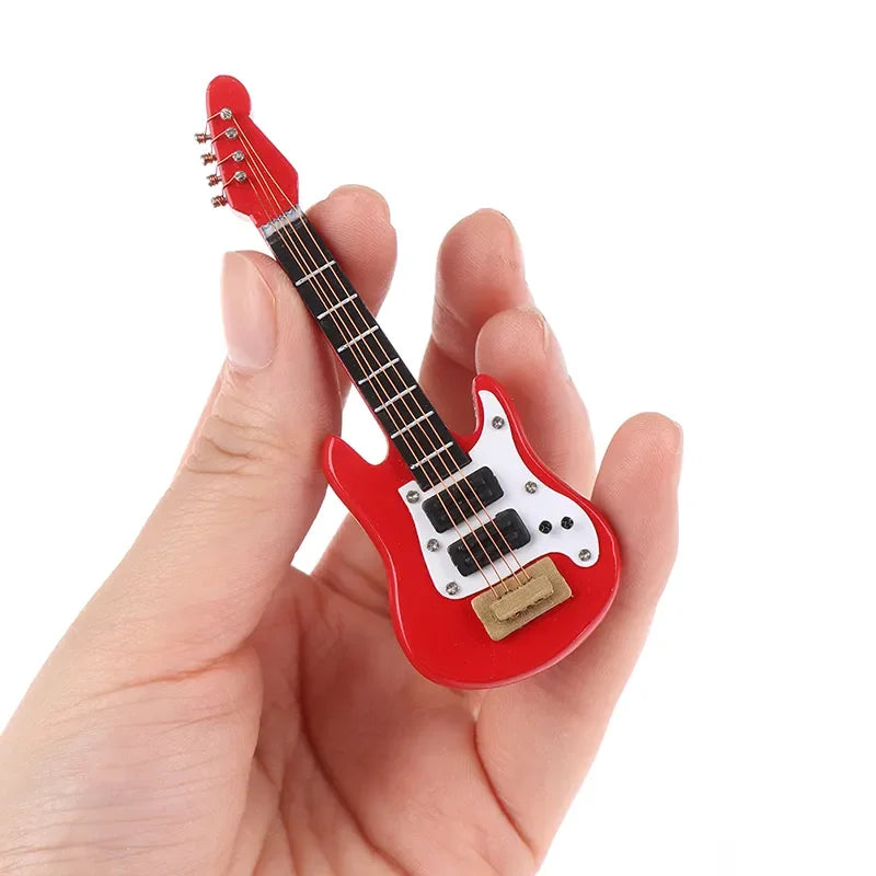 Mini-Guitares Décoratives – Classique ou Électrique (15 cm)